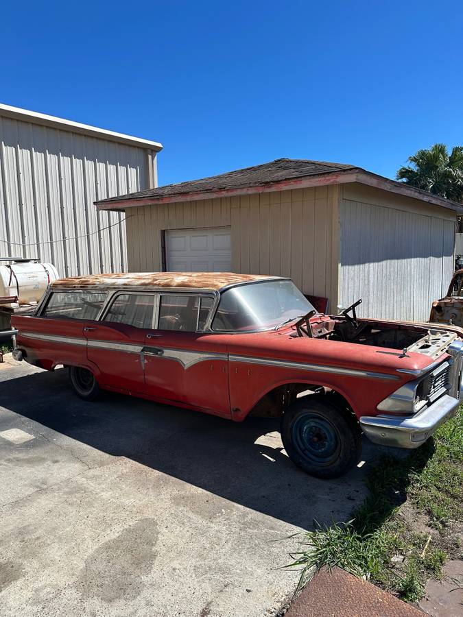 Edsel-Villager-station-wagon-1959-red