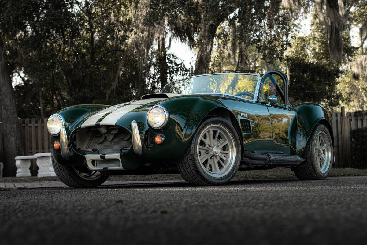 Factory-five-mk3-1965-green