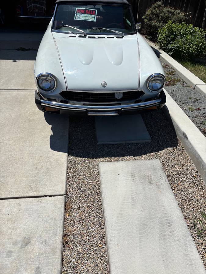 Fiat-124-spider-1978-white
