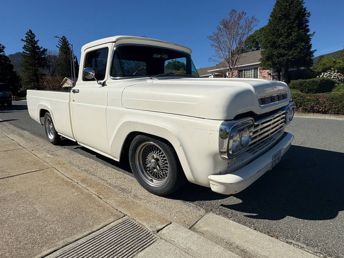 Ford-100-1959-white
