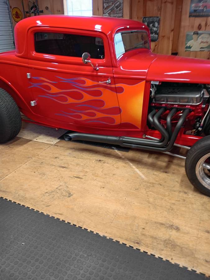 Ford-1932-red