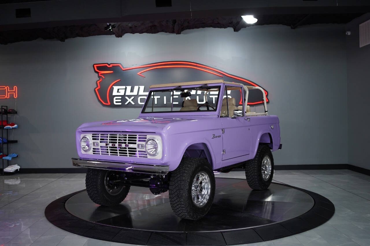 Ford-Bronco-1971-SUV-Off-White