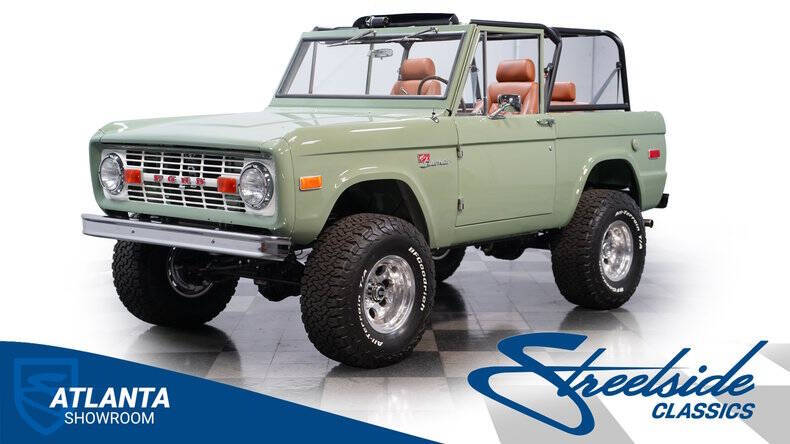 Ford-Bronco-1973-Boxwood-Green-Live-Oak