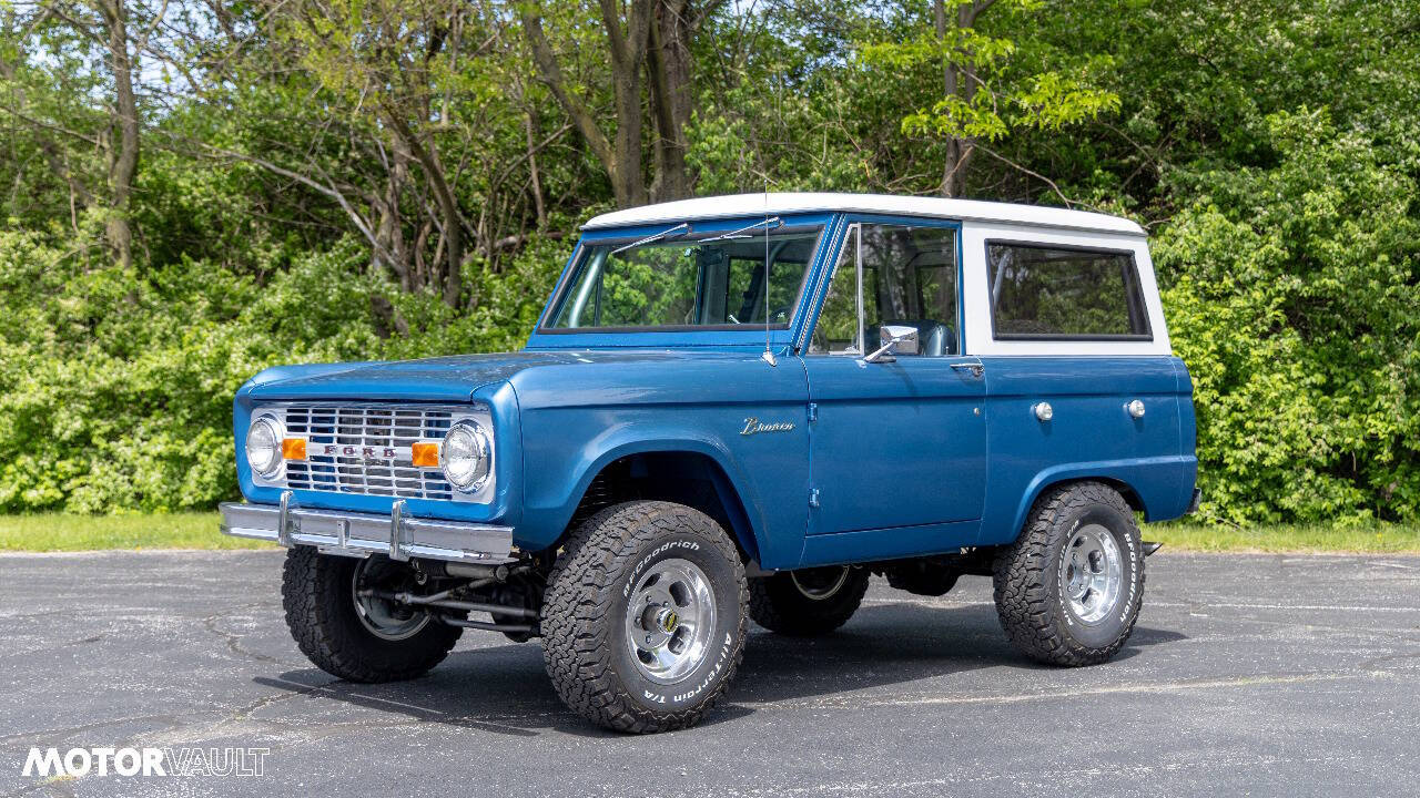 Ford-Bronco-1976-Blue-Bluem-Black