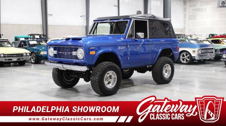 Ford-Bronco-1977-Blue-Black