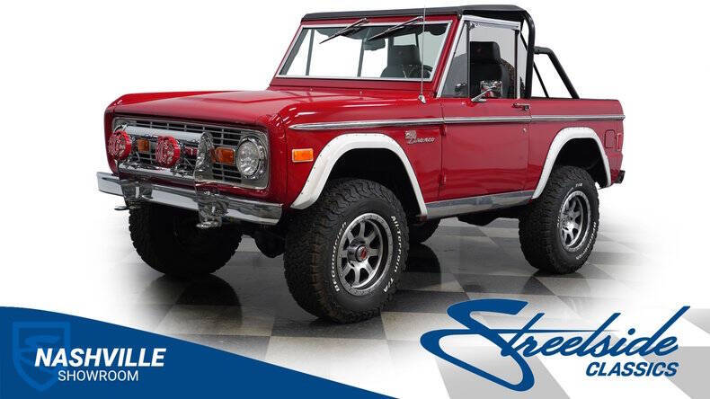 Ford-Bronco-1977-Red-Black