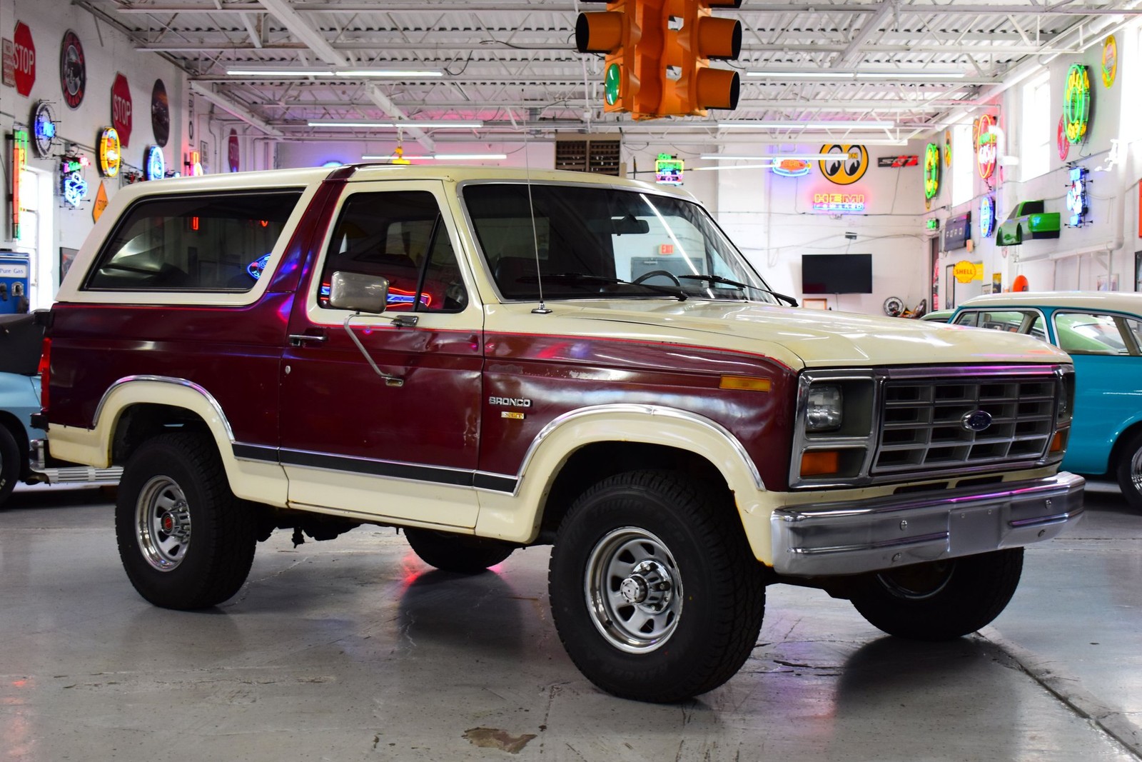 Ford Bronco 1983