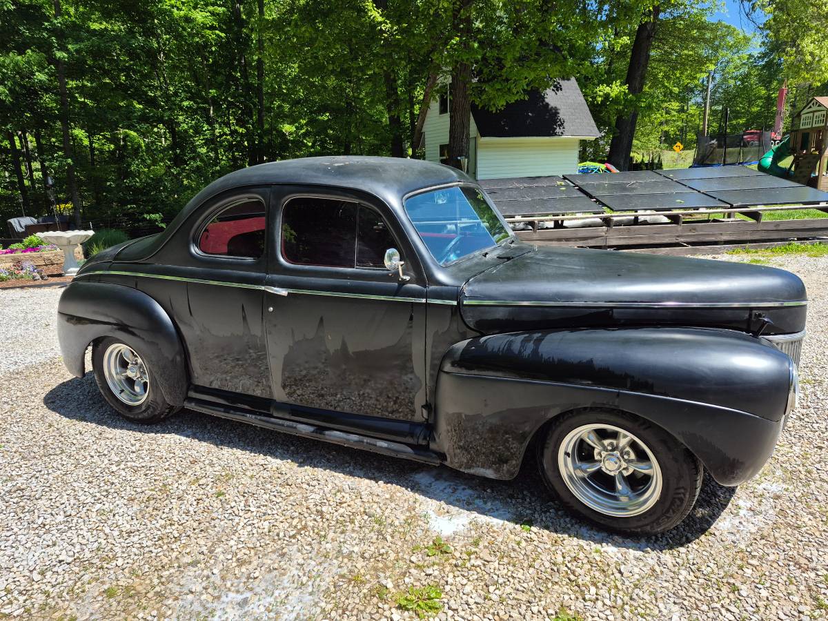 Ford-Business-coupe-1941-black