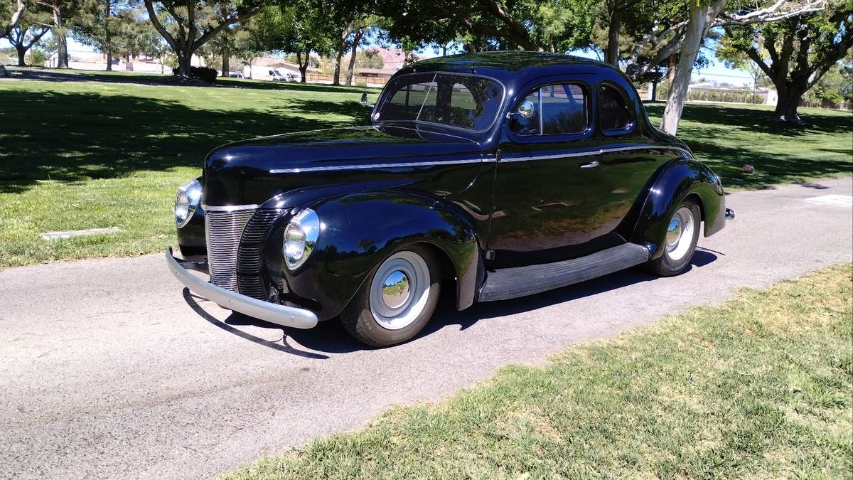 Ford-Coupe-1939