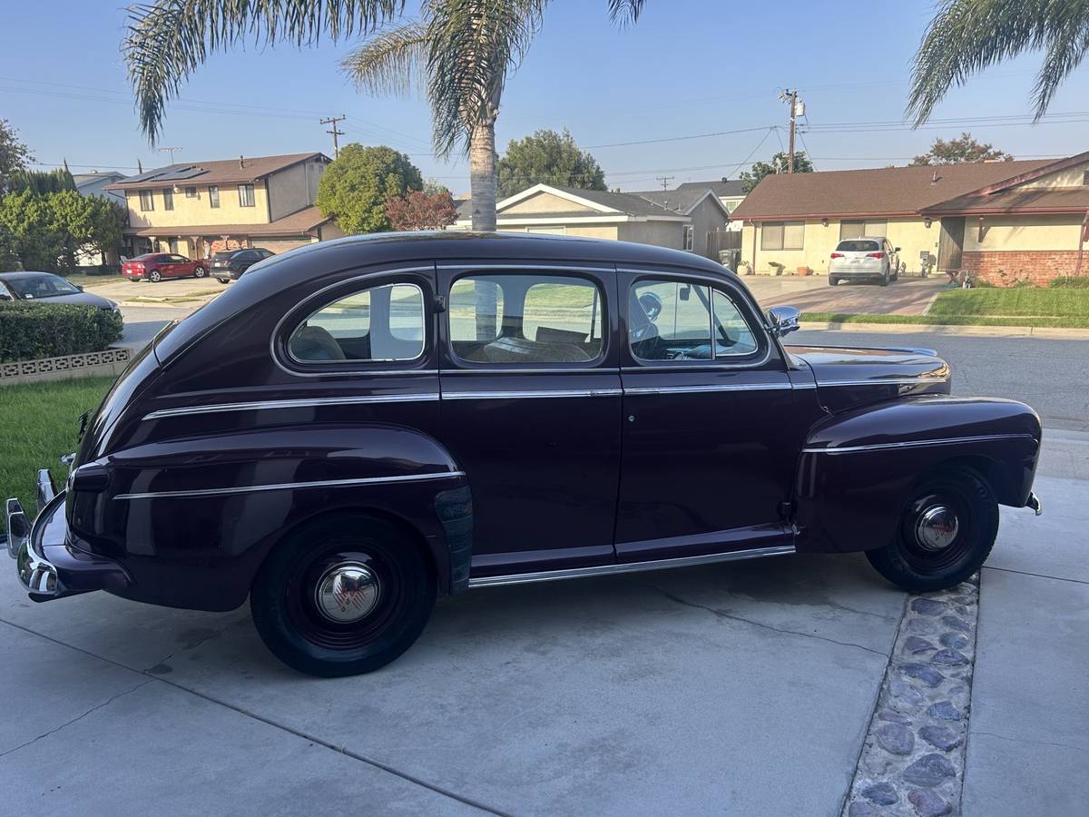 Ford-Deluxe-special-1946