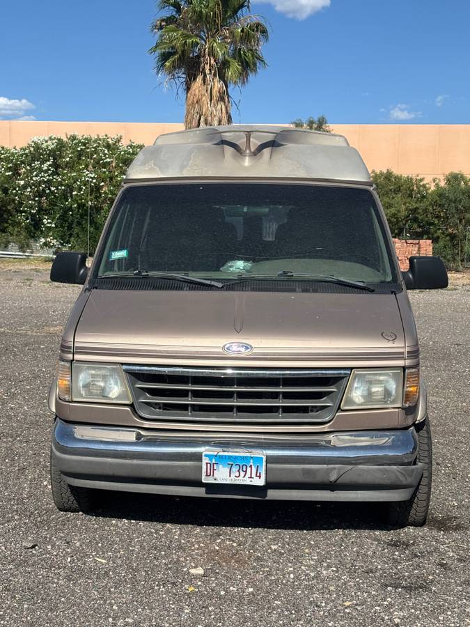 Ford-E-150-econoline-1993