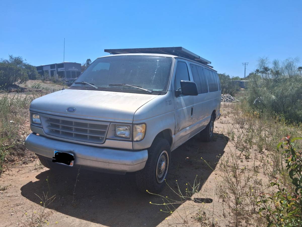 Ford-E-350-econoline-1993-silver