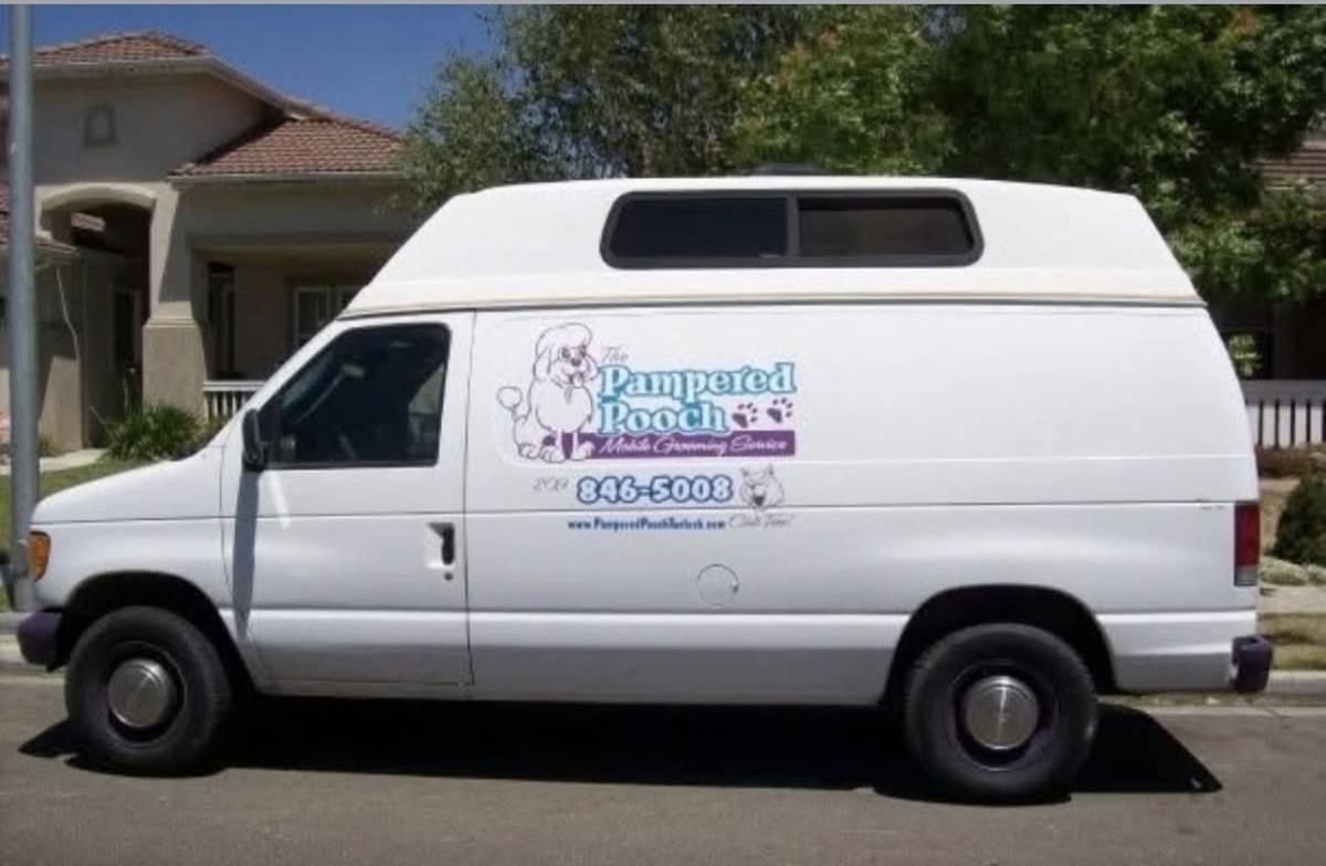 Ford-E250-econoline-1996