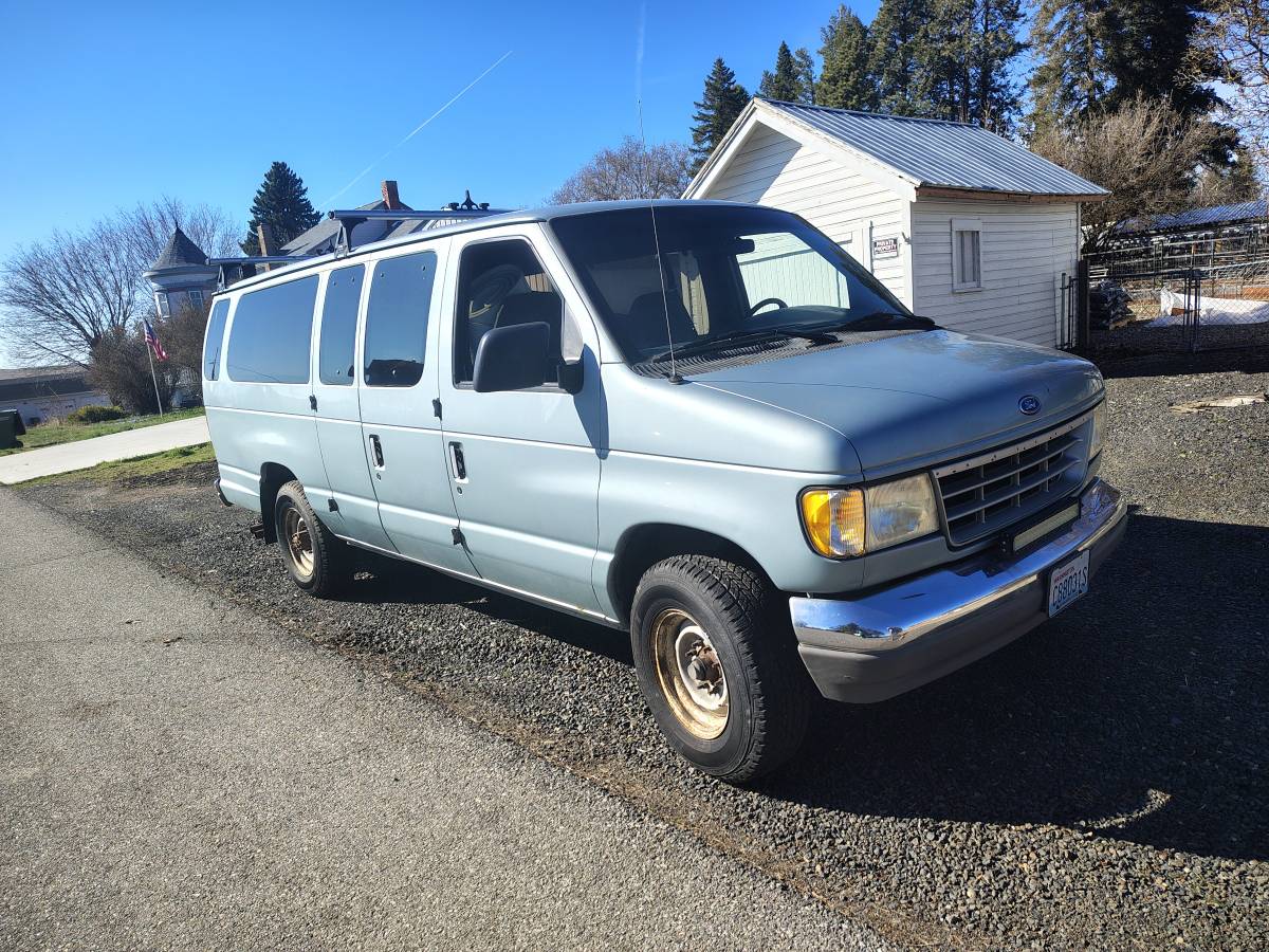 Ford-Econoline-1995-blue