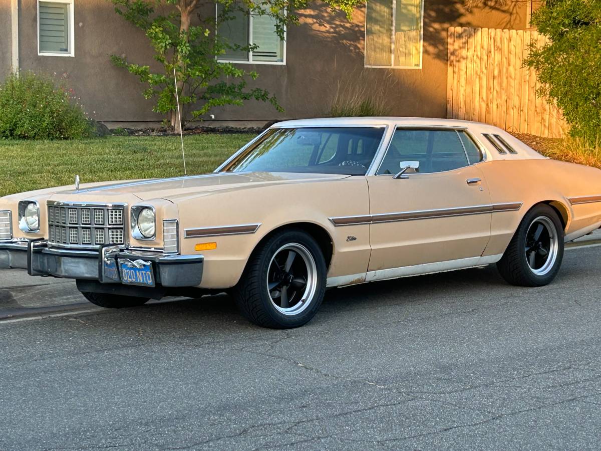 Ford-Elite-1976