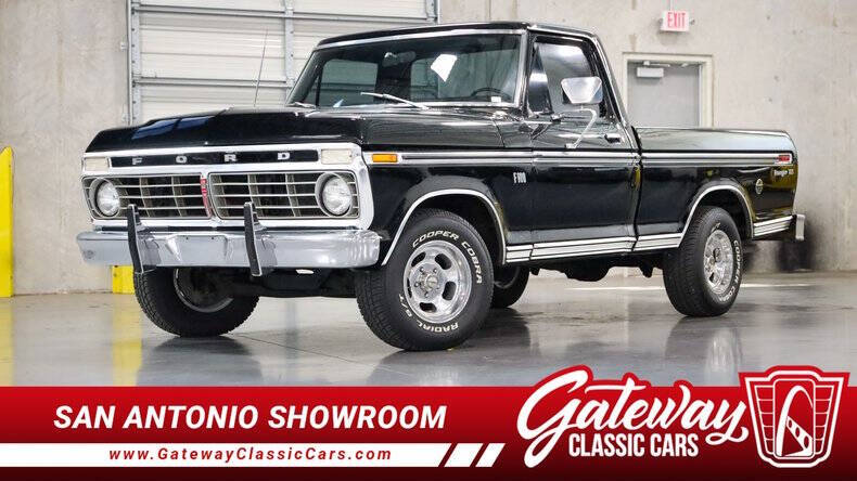 Ford-F-100-1975-Black-Red-And-Black