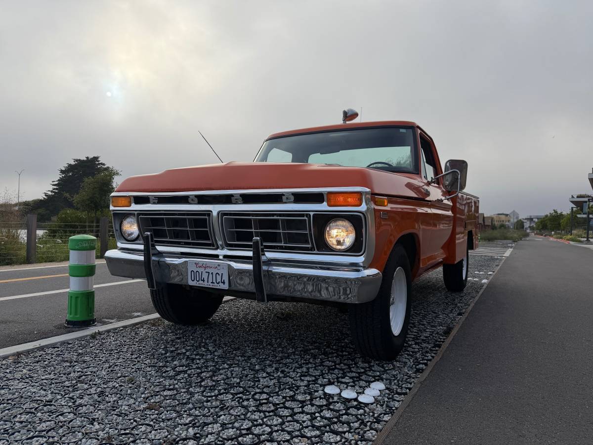 Ford-F-250-1977-orange