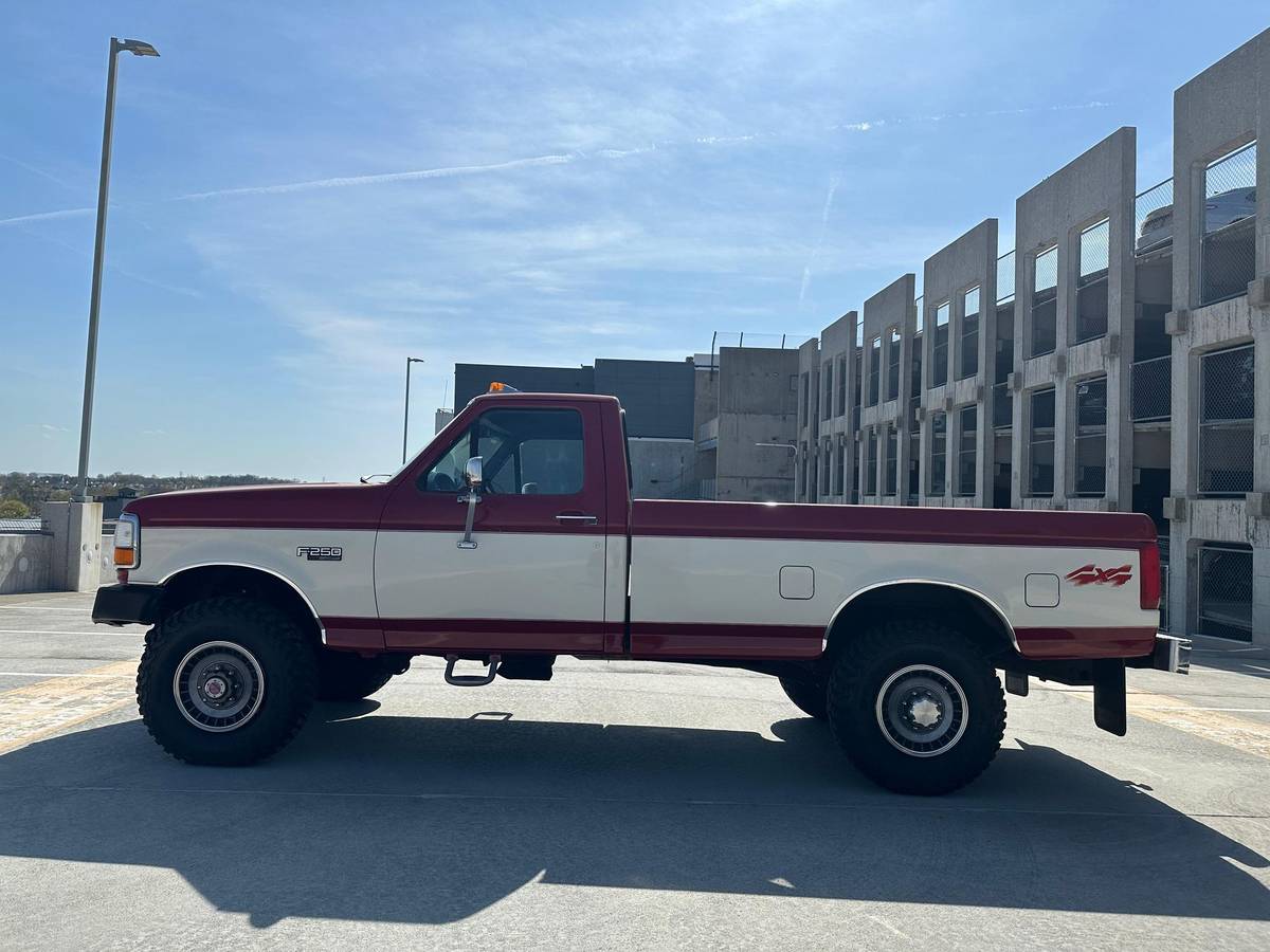 Ford-F-250-1992-red