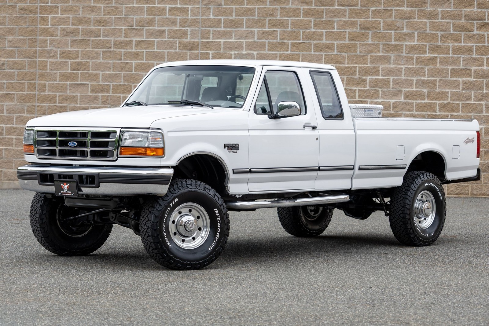 Ford-F-250-1996-Pickup-Truck-Gray