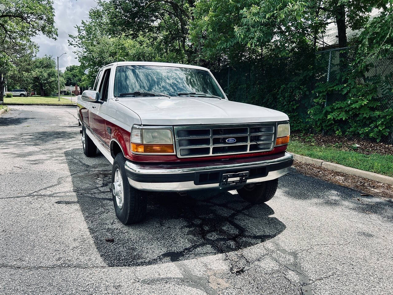 Ford-F-250-1996-White-Gray