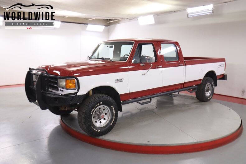 Ford-F-350-1989-RedWhite-Gray