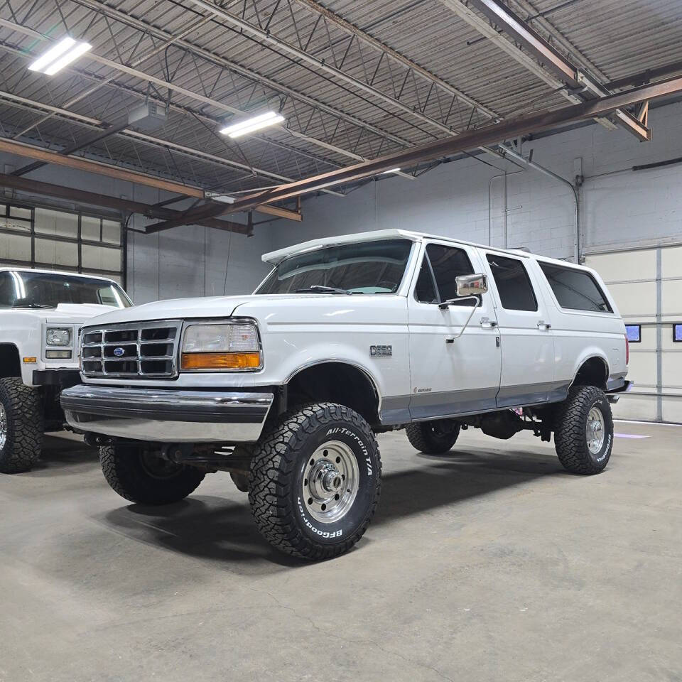 Ford-F-350-1995-Oxford-White-Gray