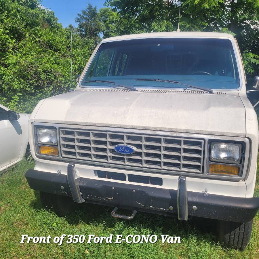Ford-F-350-econo-van-1987