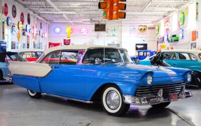 Ford Fairlane 1957