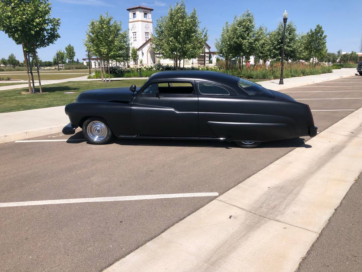 Ford-Mercury-coupe-chop-top-1951-black