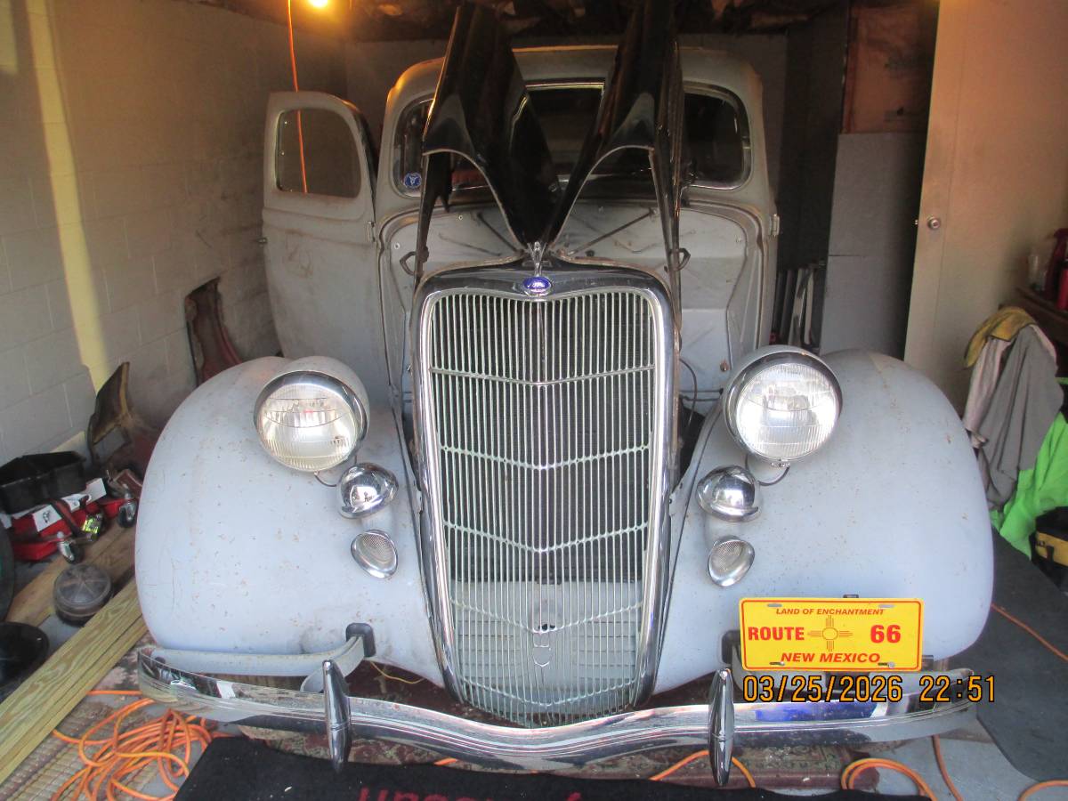 Ford-Model-48-1935-black