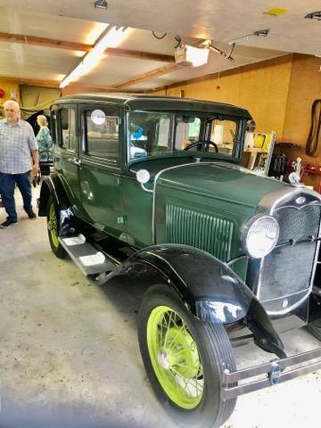 Ford-Model-a-1931-green