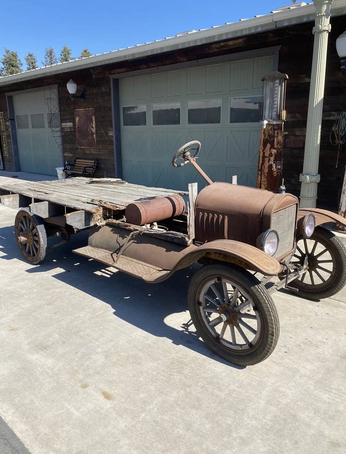 Ford-Model-t-1917-brown