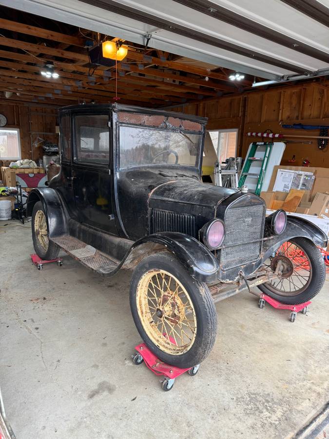 Ford-Model-t-coupe-1926-black