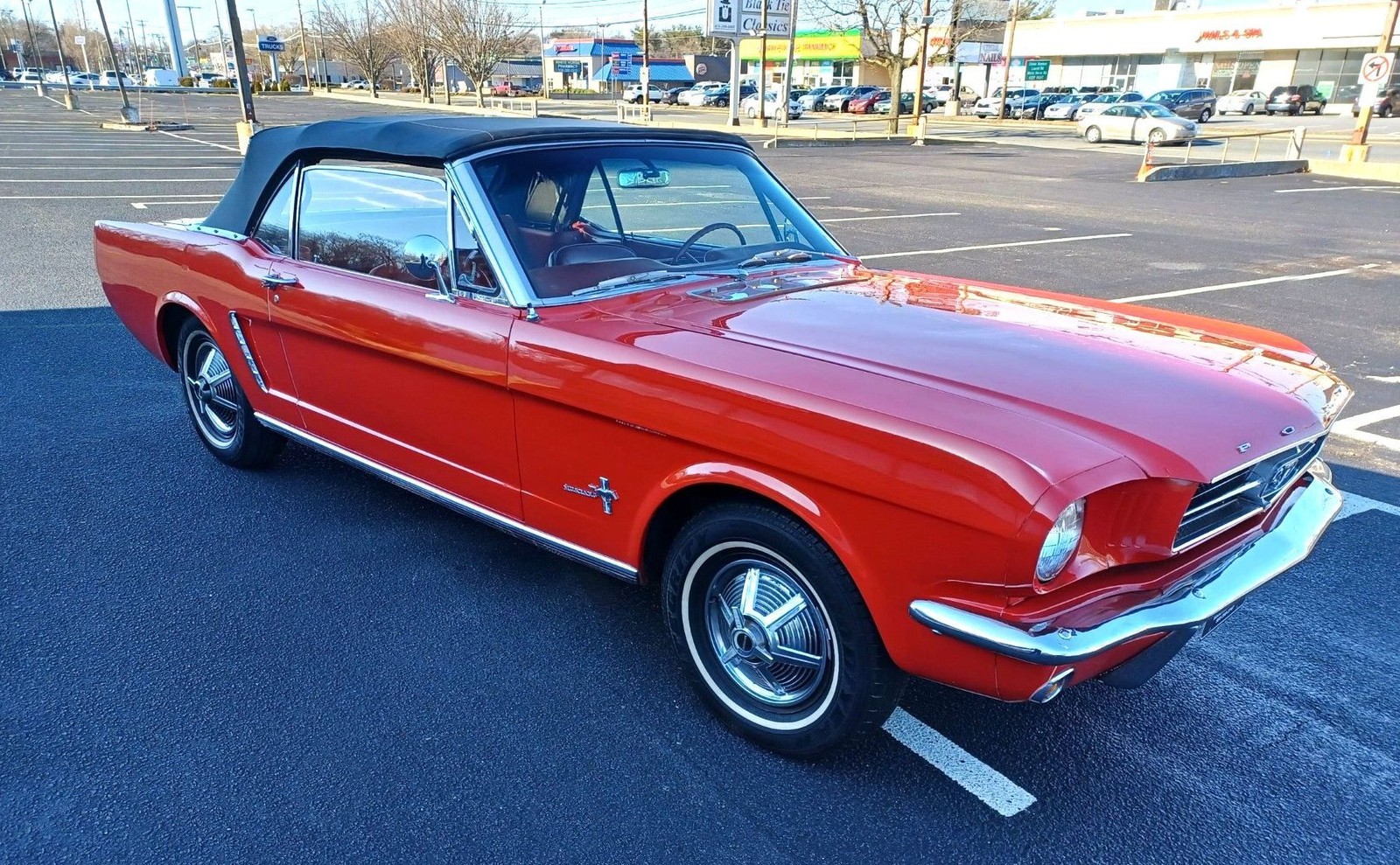Ford-Mustang-1965-Convertible-Red