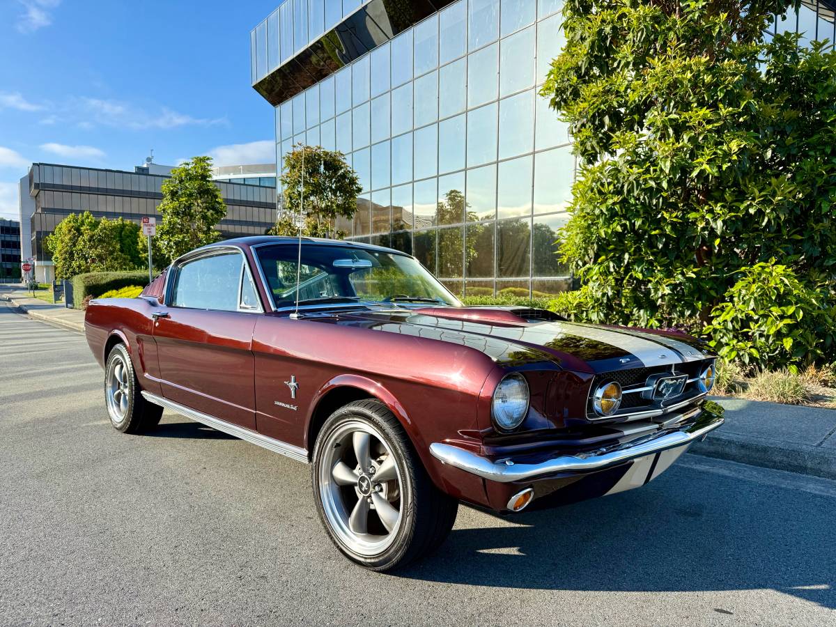 Ford-Mustang-1965-red
