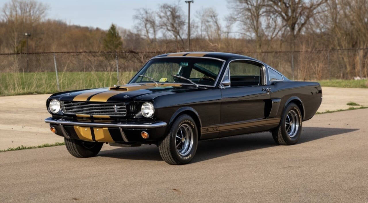 Ford-Mustang-1966-Black-Black