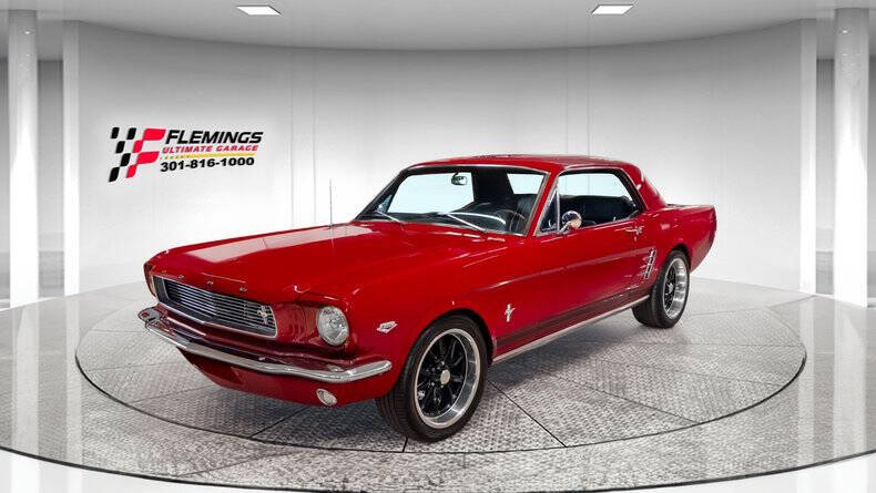 Ford-Mustang-1966-Red-Black