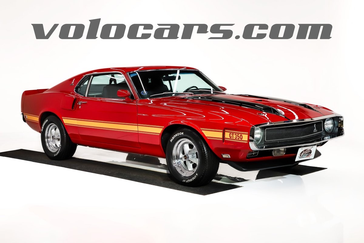 Ford-Mustang-1970-Fastback-Black