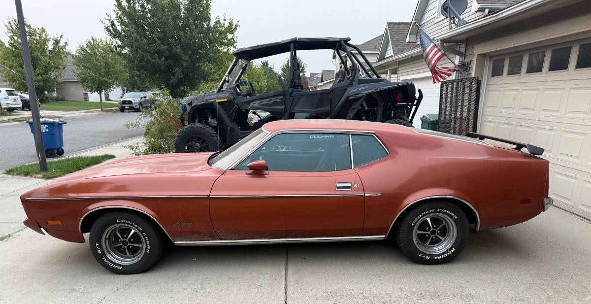 Ford-Mustang-1973-orange