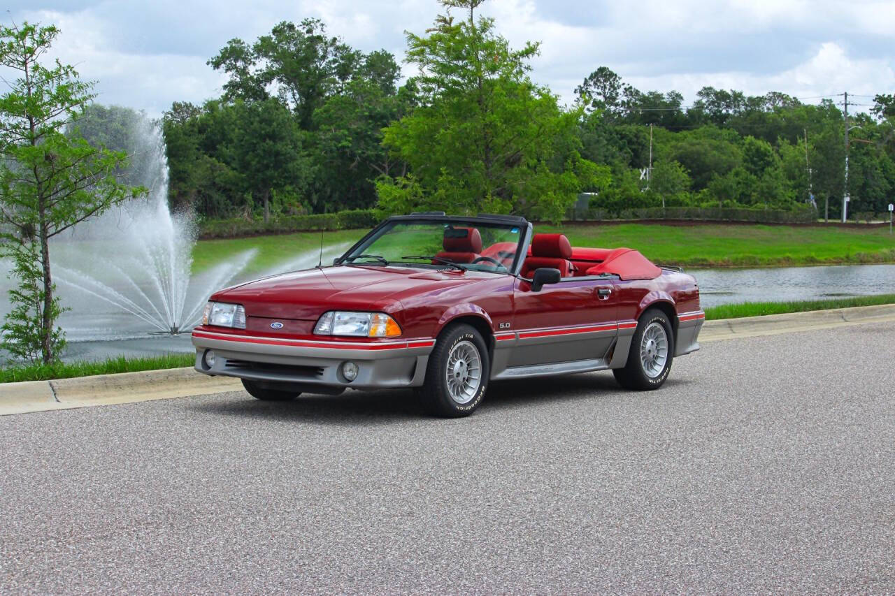 Ford-Mustang-1988-Red-Red