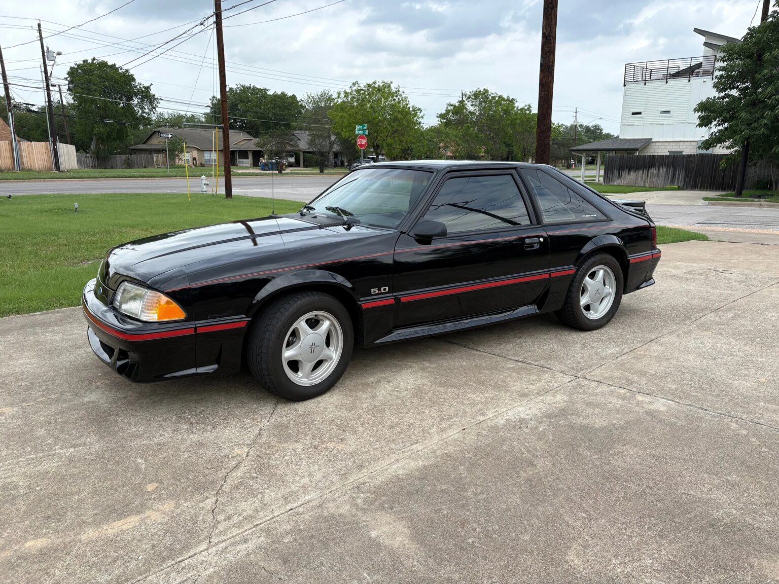 Ford Mustang gt hatchback 1989, photo 1