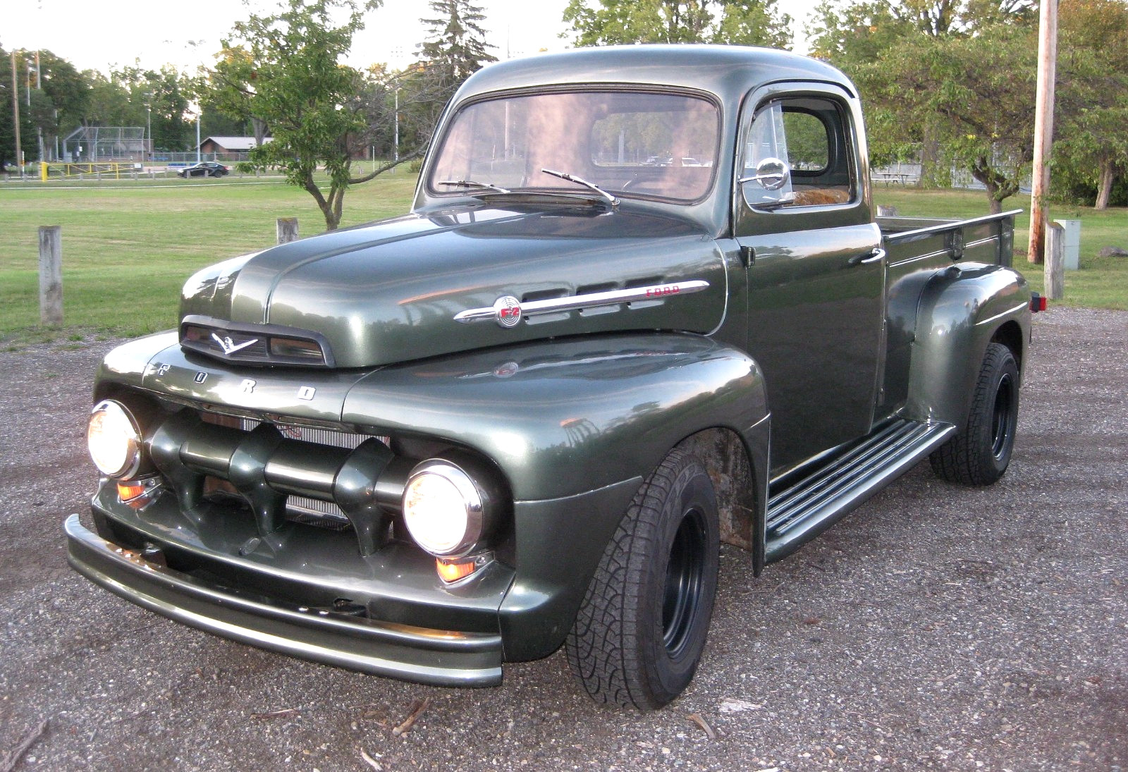 Ford-Other-Pickups-1952-Standard-Cab-Pickup
