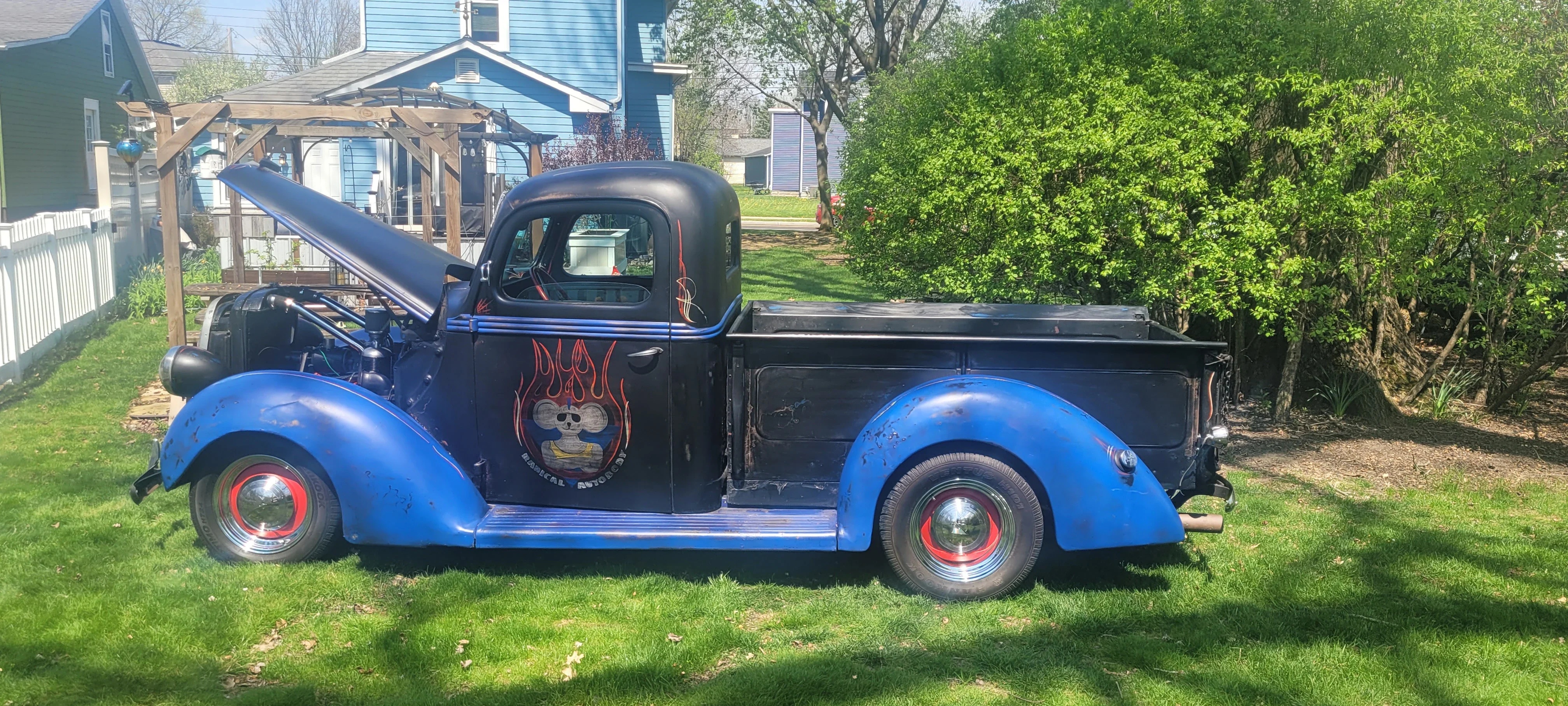 Ford-Pickup-1939-Black-Black