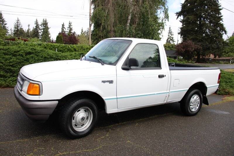 Ford-Ranger-xl-1995-white