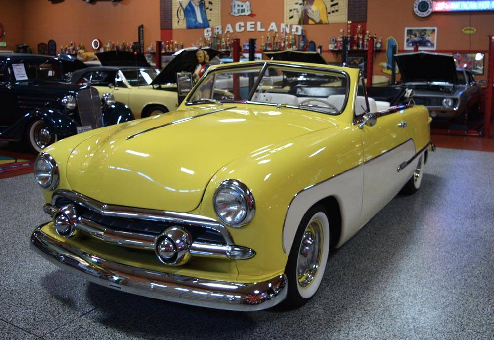 Ford-Shoebox-1951-yellow