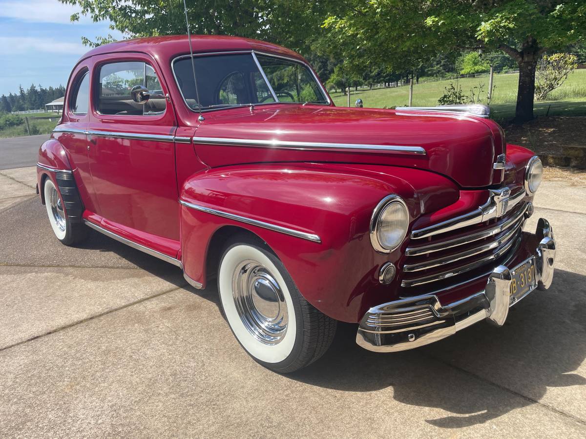 Ford-Super-deluxe-coupe-1948