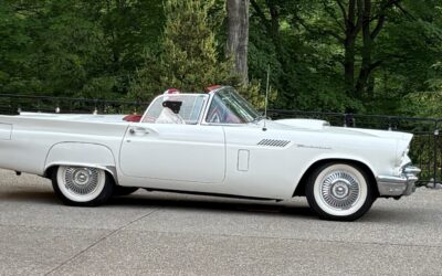 Ford Thunderbird 1957