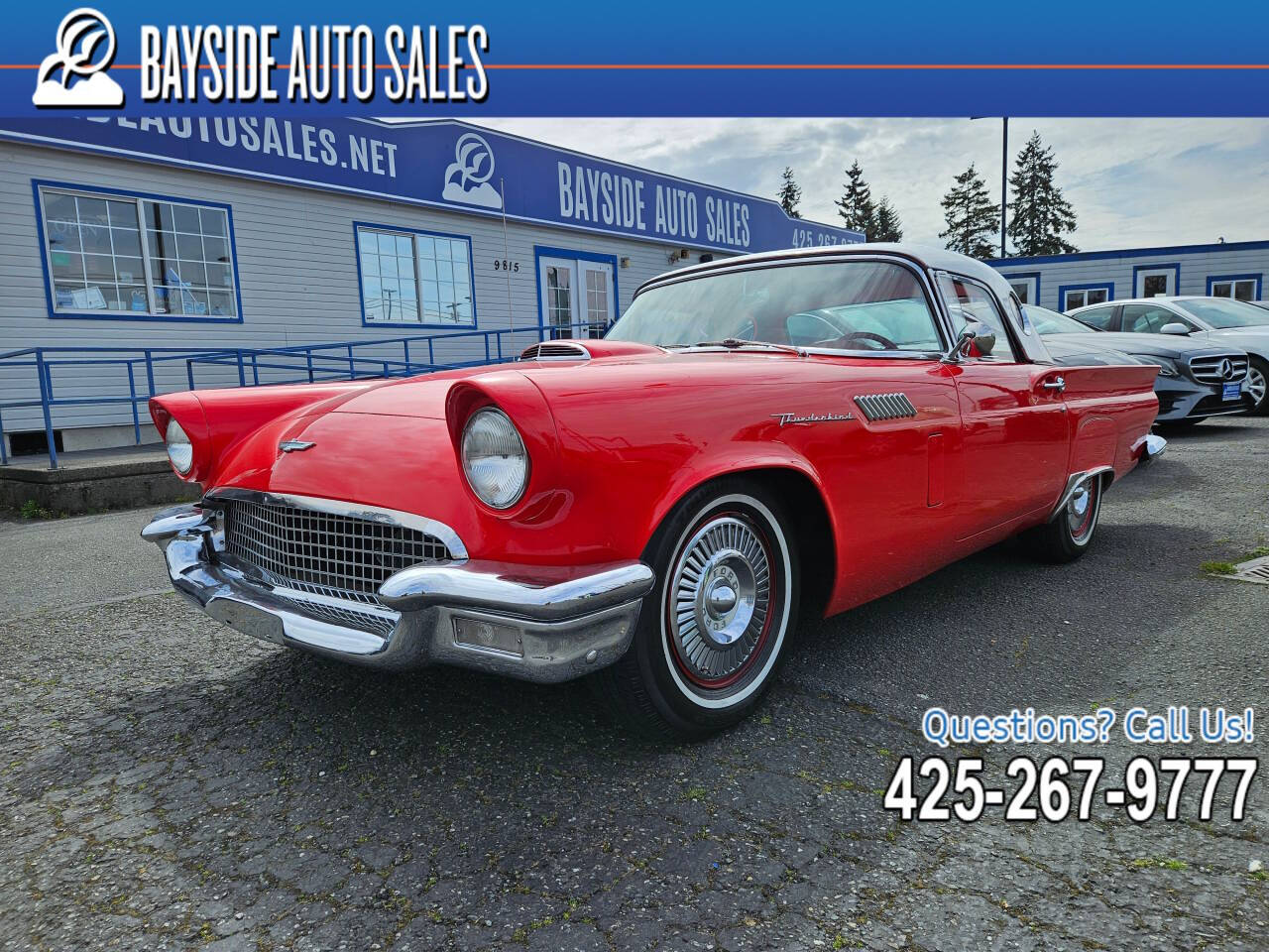 Ford-Thunderbird-1957-Red