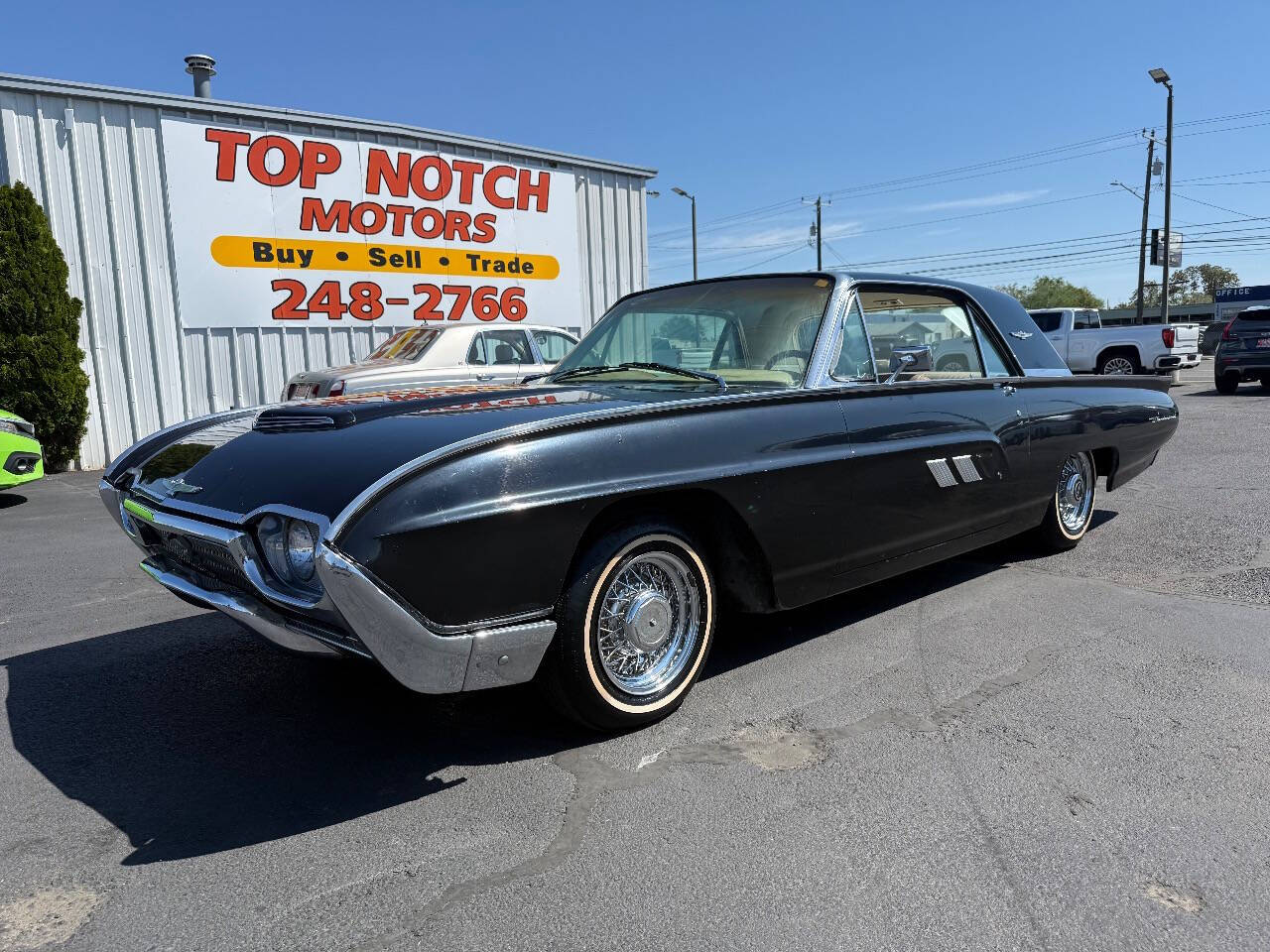 Ford-Thunderbird-1963-Black-Beige
