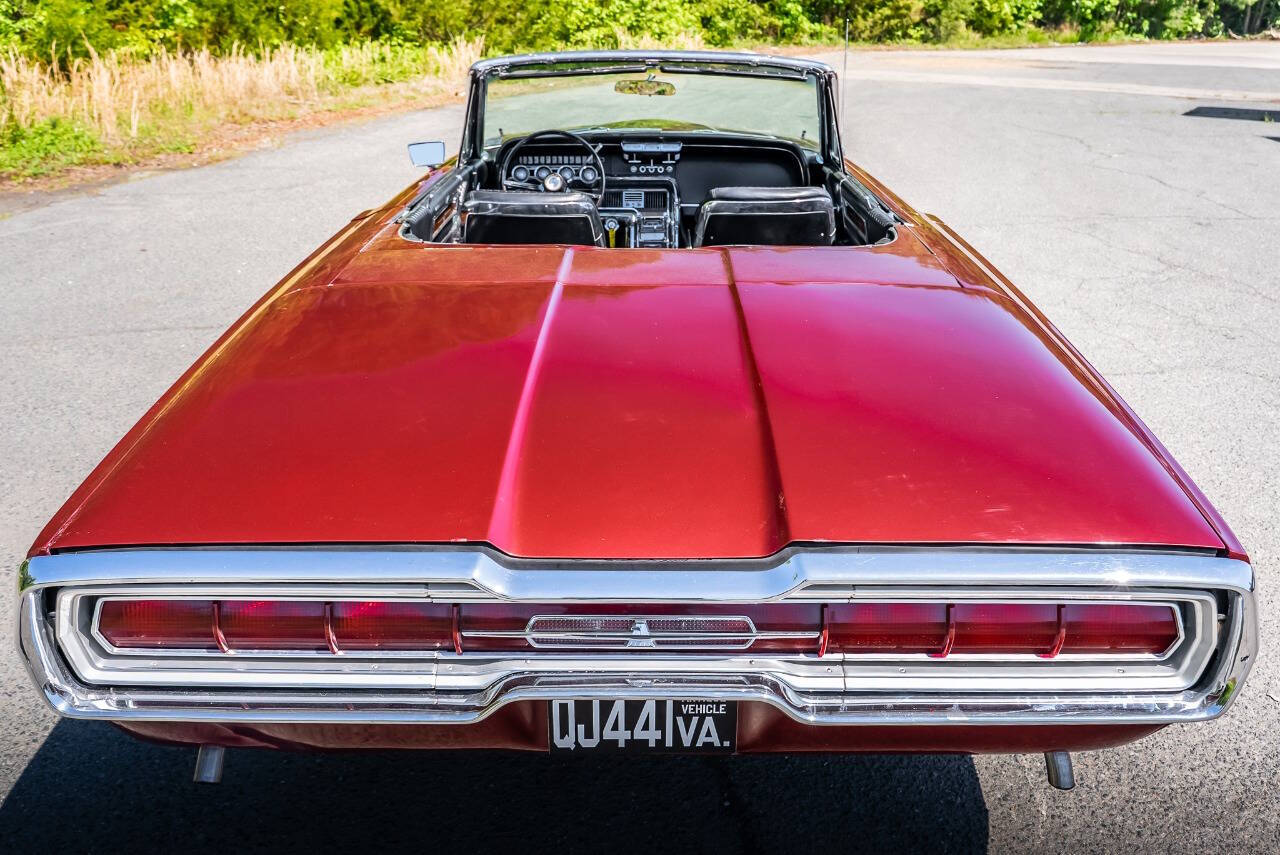 Ford-Thunderbird-1966-Burgundy-Black